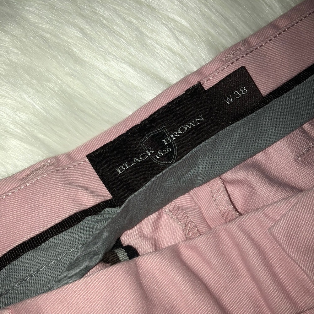 Men’s Shorts - Picture 2 of 3